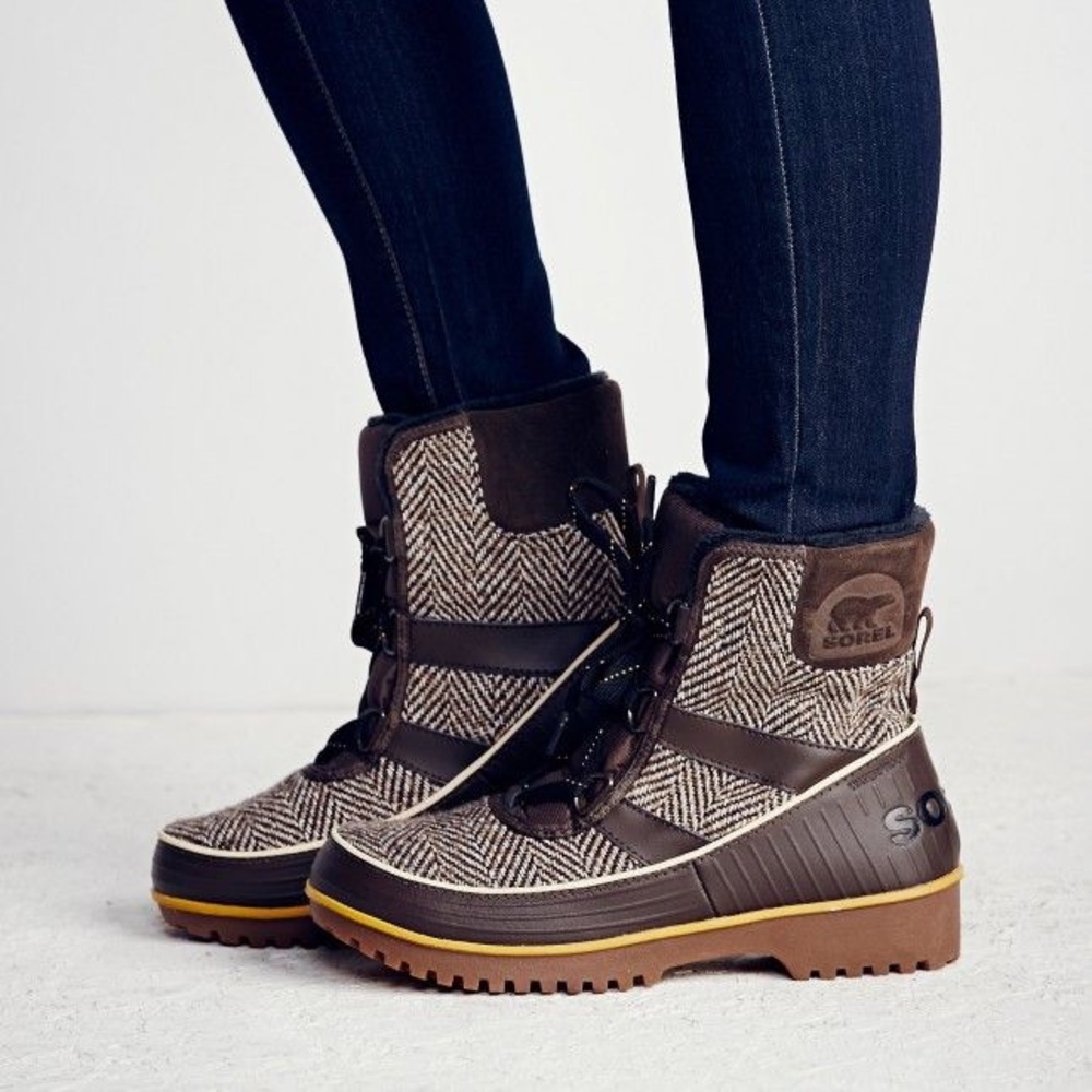 Cute brown Sorel boots